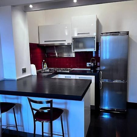 Sandra Flexyrent Wifi Charming Apt In Ticinese Milan Luaran gambar